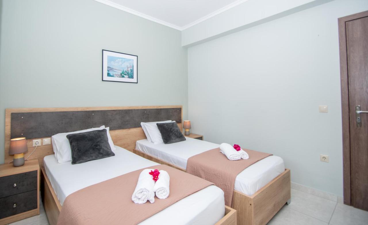 Liri'S Apartments Kalamákion Екстериор снимка